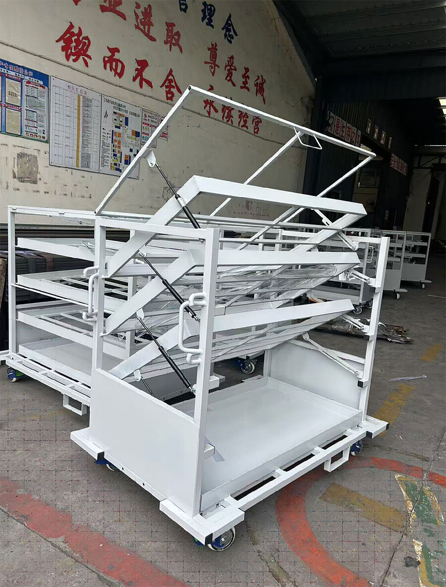 堆高车